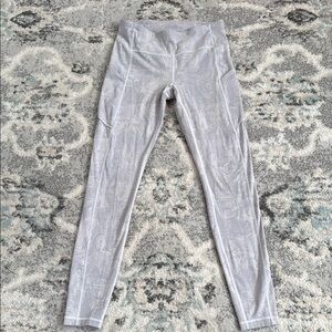 Lululemon Speed Up Tight *Full-On Luxtreme 28"